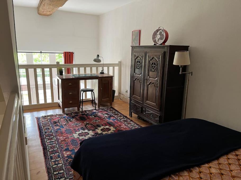 Loft Dans Un Chateau En Pierres Dorees Lissieu